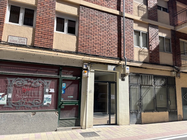 20% LOCAL COMERCIAL CALLE GUADALAJARA, 27 (SALAMANCA)